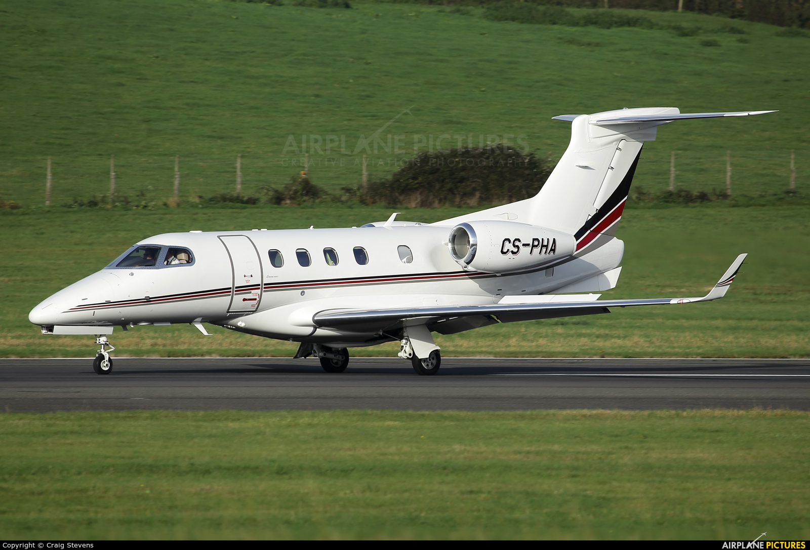 NetJets Europe (Portugal) CS-PHA aircraft at Exeter
