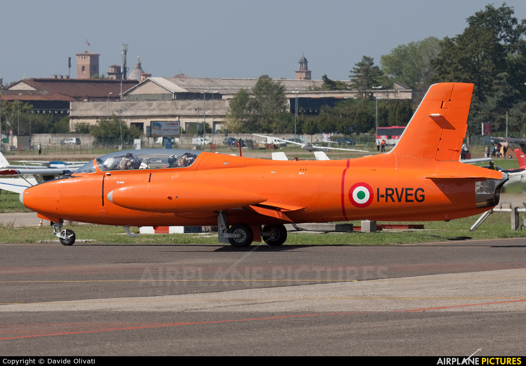 Private I-RVEG aircraft at Reggio Emilia