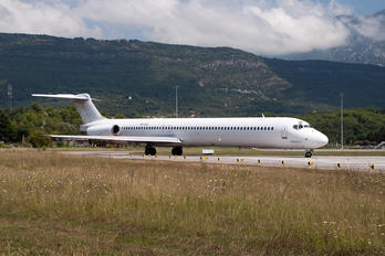 UR-CJU - Khors Aircompany McDonnell Douglas MD-83