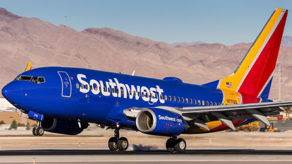 N7712G - Southwest Airlines Boeing 737-700