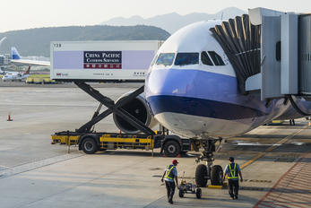 B-18353 - China Airlines Airbus A330-300