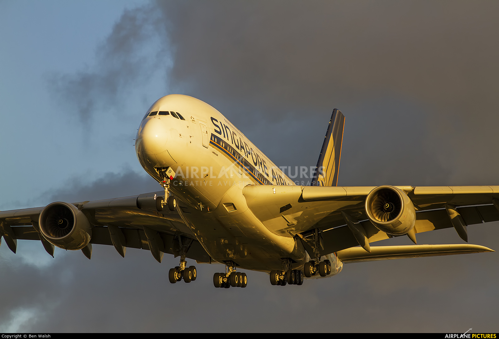 Singapore Airlines 9V-SKP aircraft at London - Heathrow