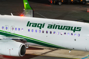 YI-ASQ - Iraqi Airways Boeing 737-800