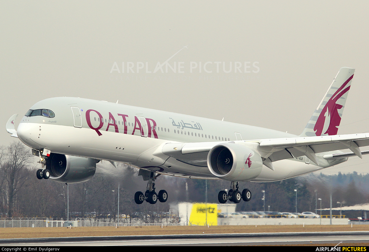 Qatar Airways A7-ALB aircraft at Frankfurt