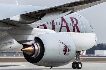 A7-ALB - Qatar Airways Airbus A350-900
