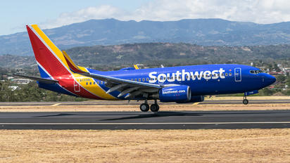 N7708E - Southwest Airlines Boeing 737-700