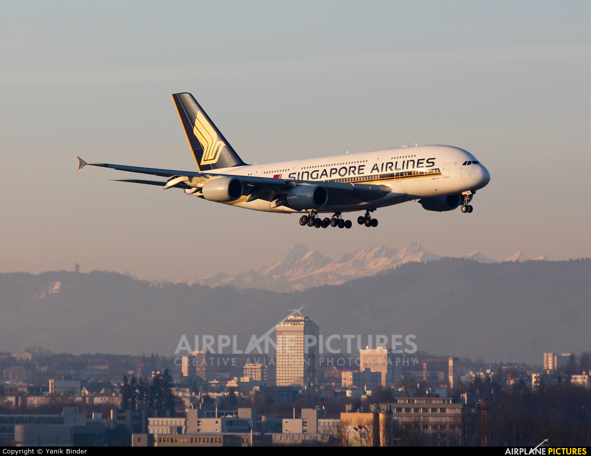 Singapore Airlines 9V-SKP aircraft at Zurich