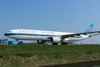 B-5951 - China Southern Airlines Airbus A330-300