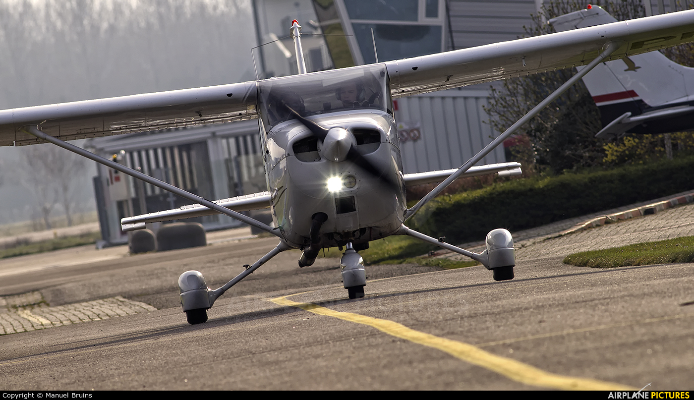 Private PH-JBC aircraft at Deventer - Teuge