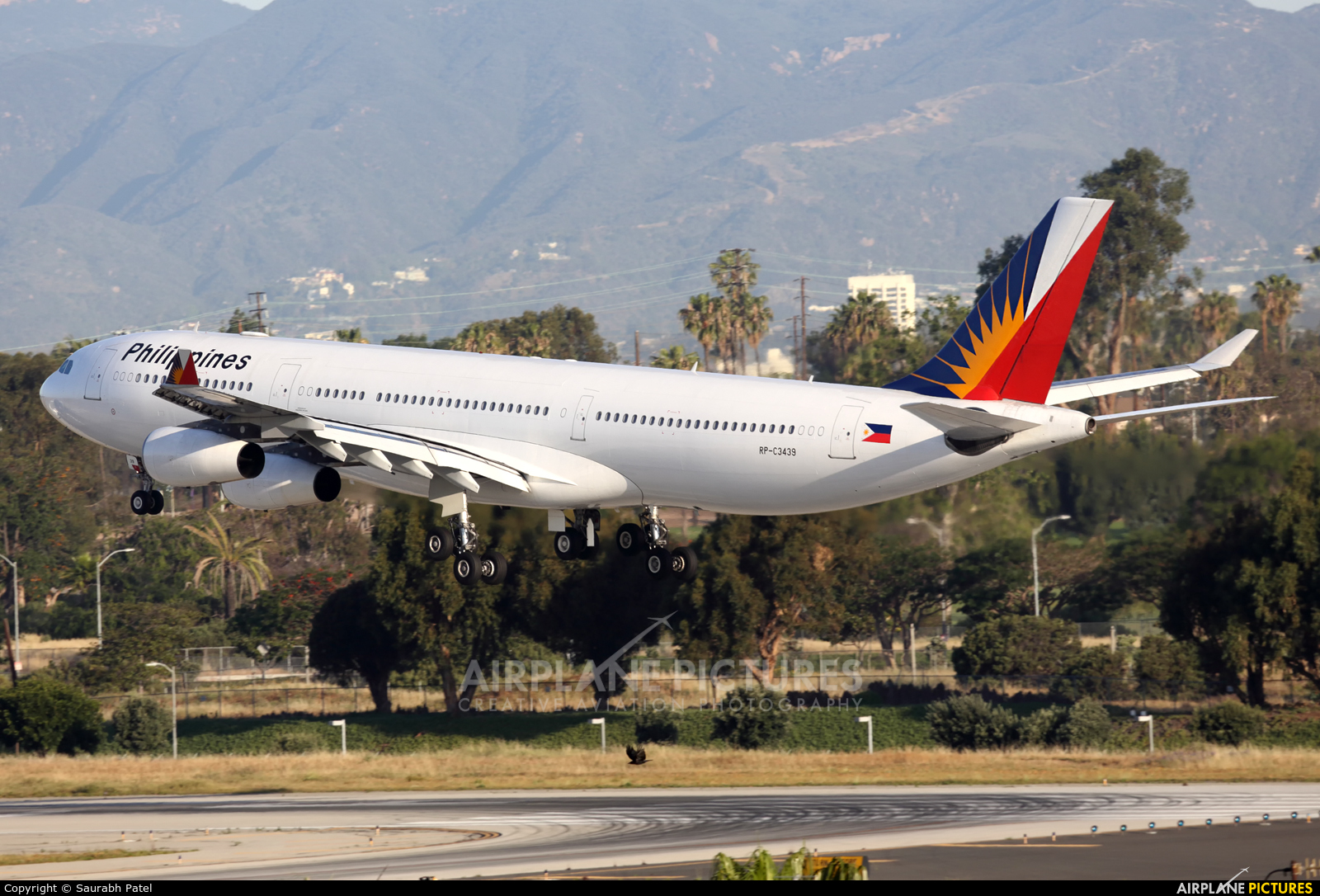 Philippines Airlines RP-C3439 aircraft at Los Angeles Intl