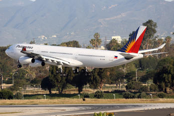 RP-C3439 - Philippines Airlines Airbus A340-300