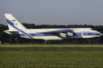 RA-82081 - Volga Dnepr Airlines Antonov An-124