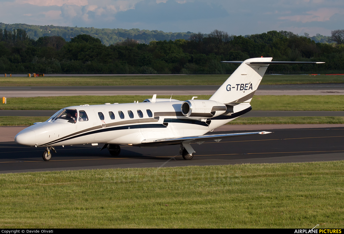 Private G-TBEA aircraft at Manchester