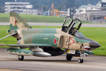 57-6914 - Japan - Air Self Defence Force Mitsubishi RF-4E Kai
