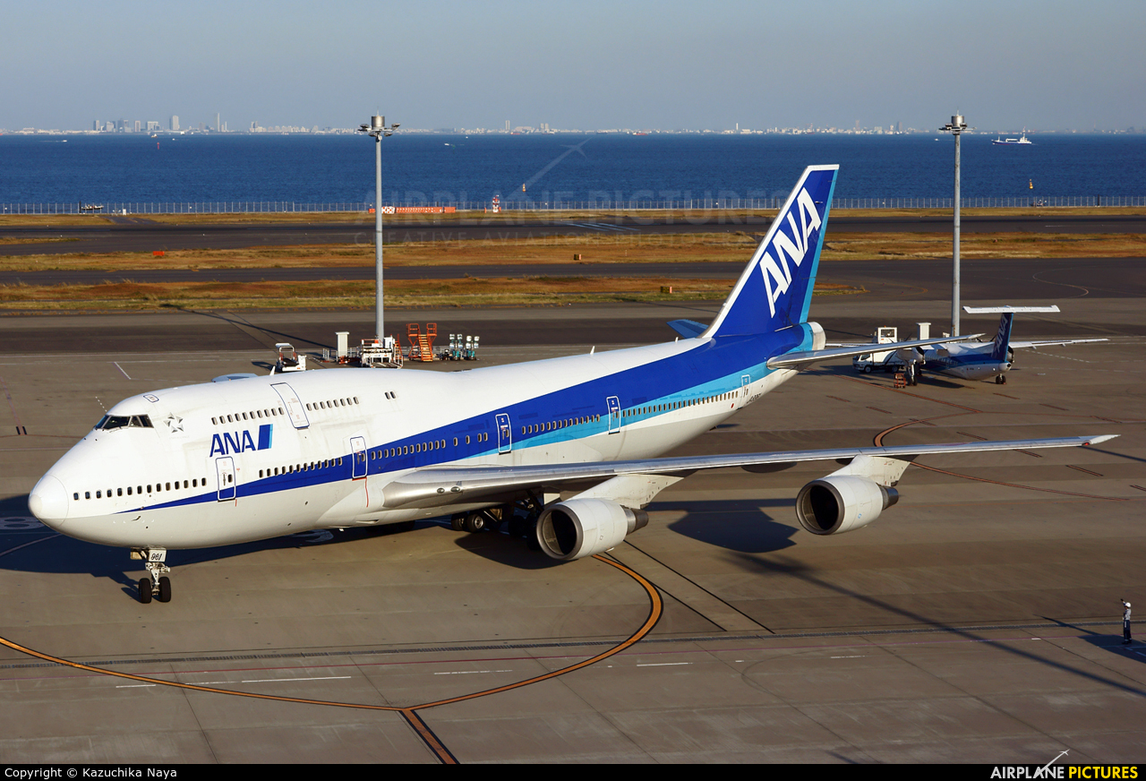 ANA - All Nippon Airways JA8961 aircraft at Tokyo - Haneda Intl