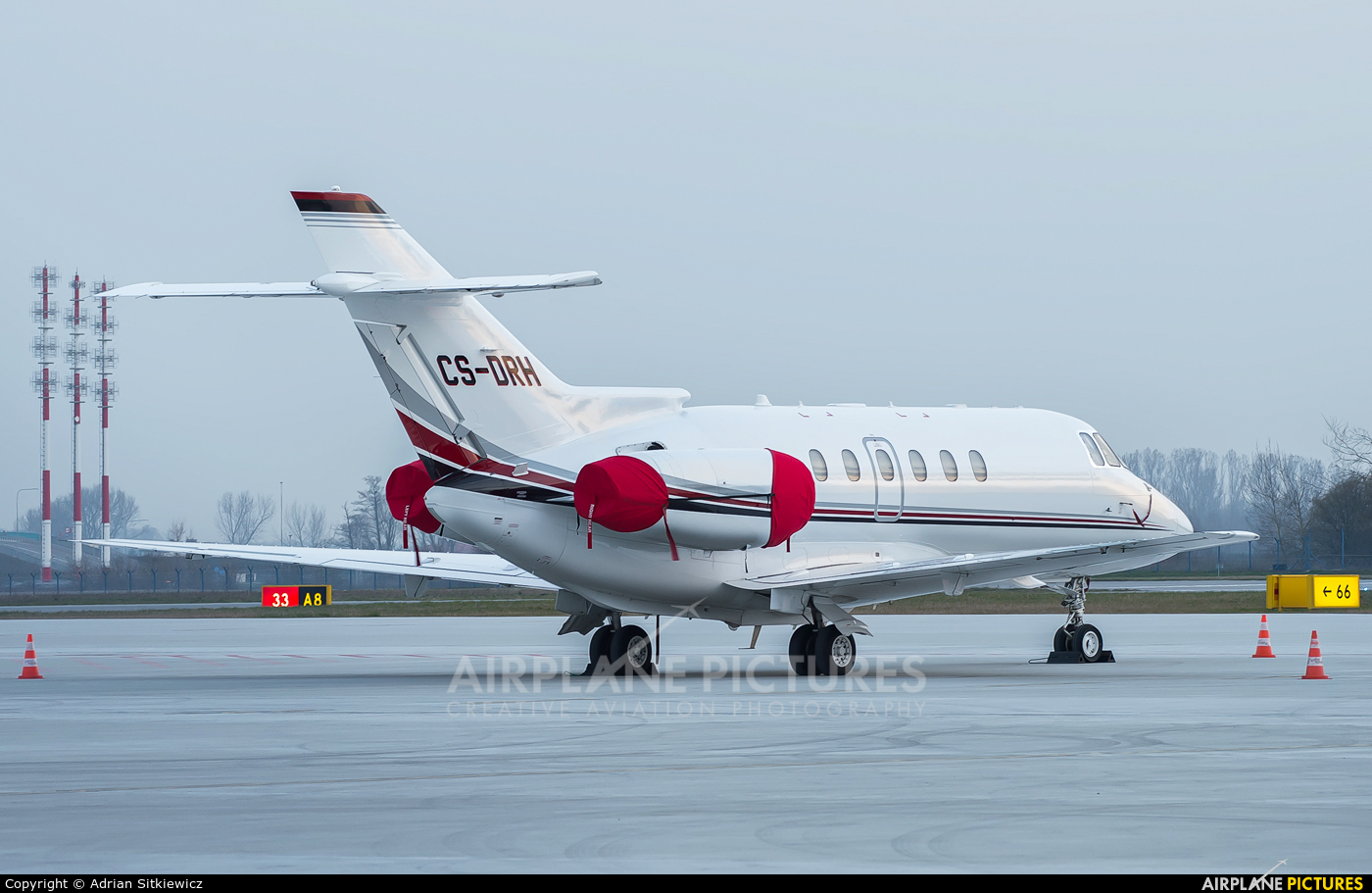 NetJets Europe (Portugal) CS-DRH aircraft at Warsaw - Frederic Chopin