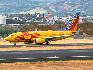 N781WN - Southwest Airlines Boeing 737-700