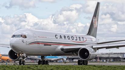 C-FDIJ - Cargojet Airways Boeing 767-300F