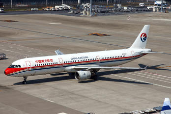 B-2420 - China Eastern Airlines Airbus A321
