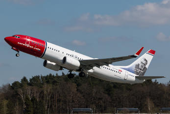 LN-DYP - Norwegian Air Shuttle Boeing 737-800