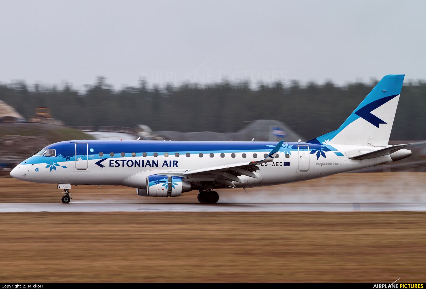 Estonian Air ES-AEC aircraft at Stockholm - Arlanda
