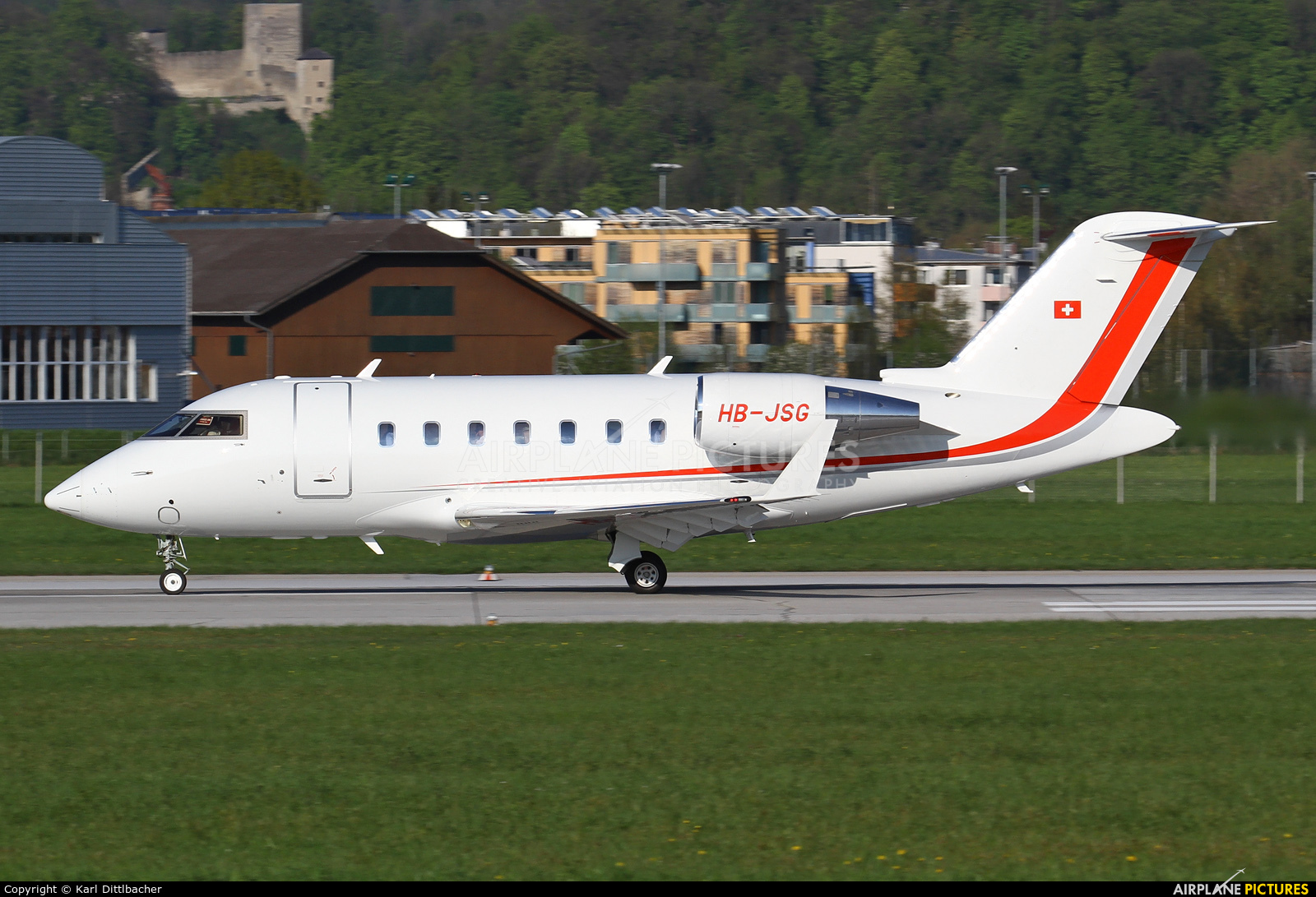 Private HB-JSG aircraft at Salzburg