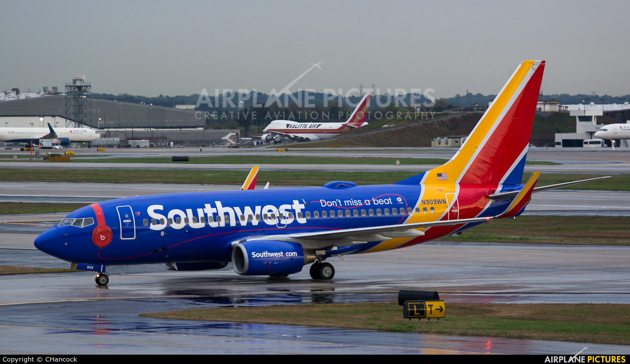Southwest Airlines N909WN aircraft at Atlanta - Hartsfield-Jackson Intl
