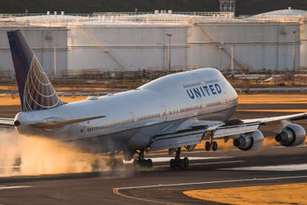 N107UA - United Airlines Boeing 747-400