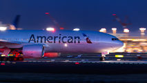 N762AN - American Airlines Boeing 777-200ER aircraft