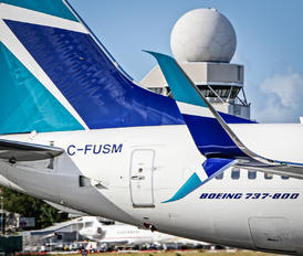 C-FUSM - WestJet Airlines Boeing 737-800