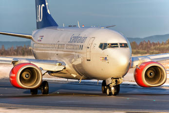 LN-RPJ - SAS - Scandinavian Airlines Boeing 737-700