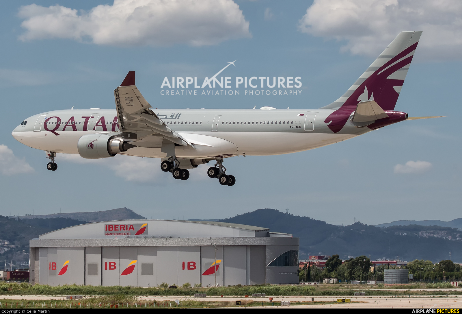 Qatar Airways A7-ACB aircraft at Barcelona - El Prat