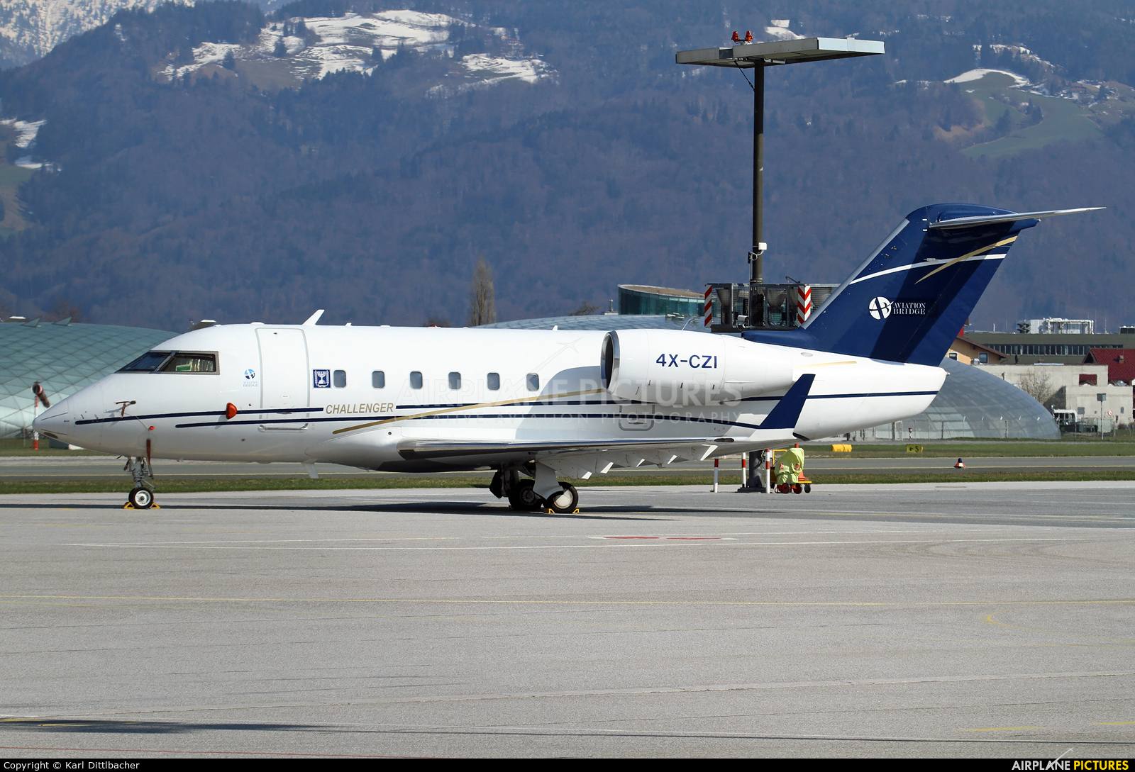 Private 4X-CZI aircraft at Salzburg