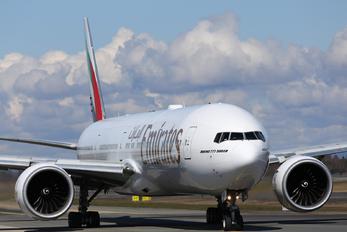 A6-EBY - Emirates Airlines Boeing 777-300ER