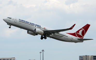 TC-JGK - Turkish Airlines Boeing 737-800