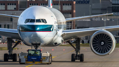 B-KQW - Cathay Pacific Boeing 777-300ER