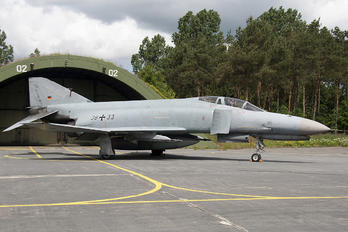 38+33 - Germany - Air Force McDonnell Douglas F-4F Phantom II