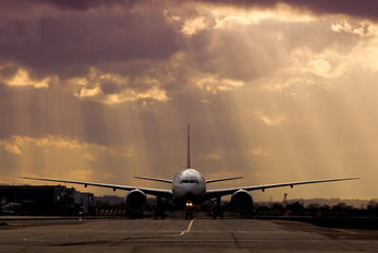 - - Jet Airways Boeing 777-300ER
