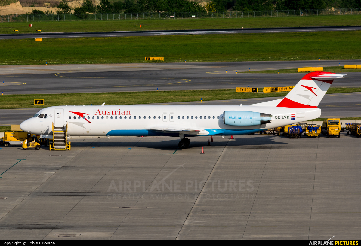 Austrian Airlines/Arrows/Tyrolean OE-LVD aircraft at Vienna - Schwechat