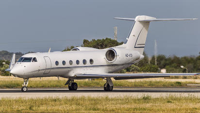 HZ-A13 - Private Gulfstream Aerospace G-IV,  G-IV-SP, G-IV-X, G300, G350, G400, G450