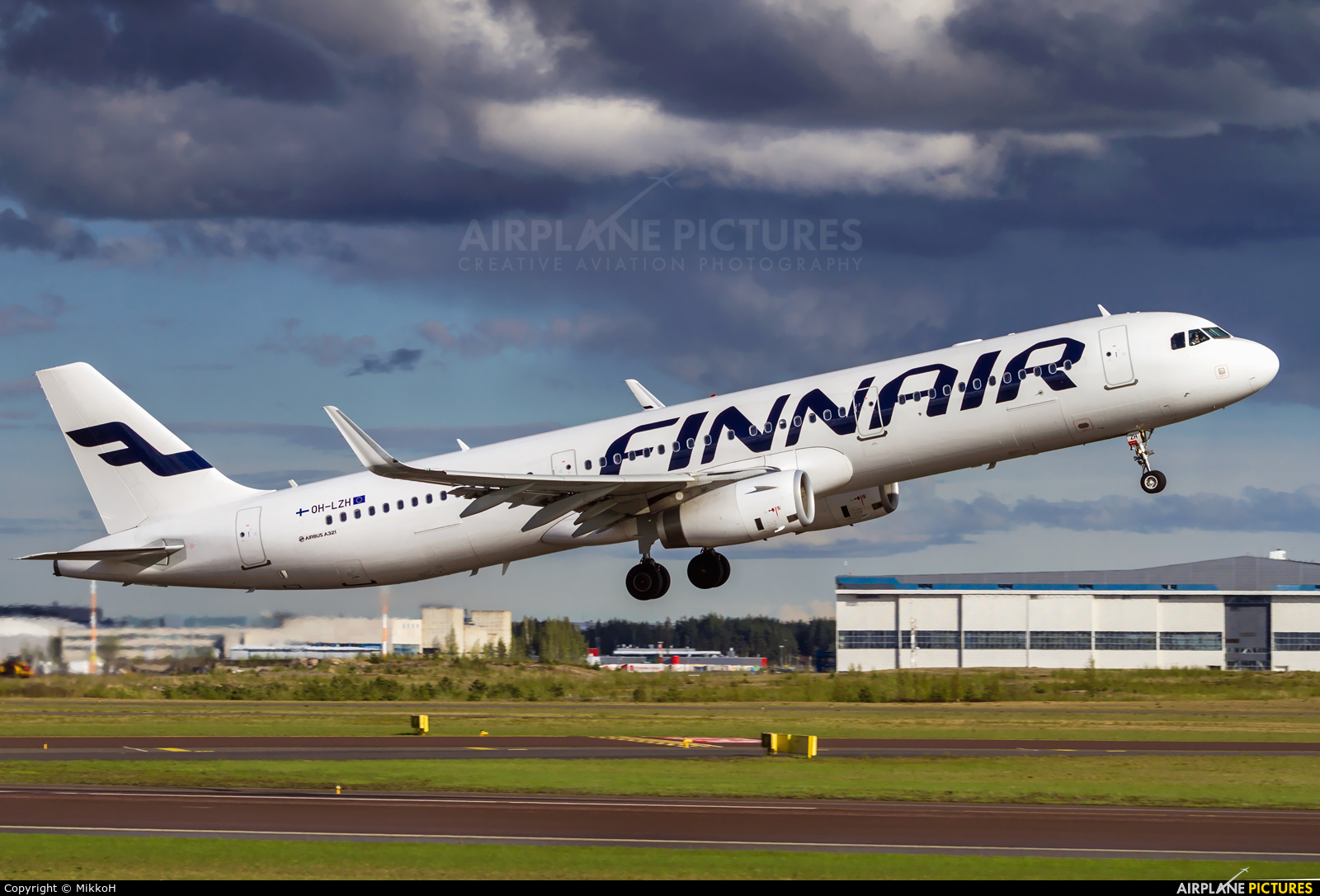 Finnair OH-LZH aircraft at Helsinki - Vantaa