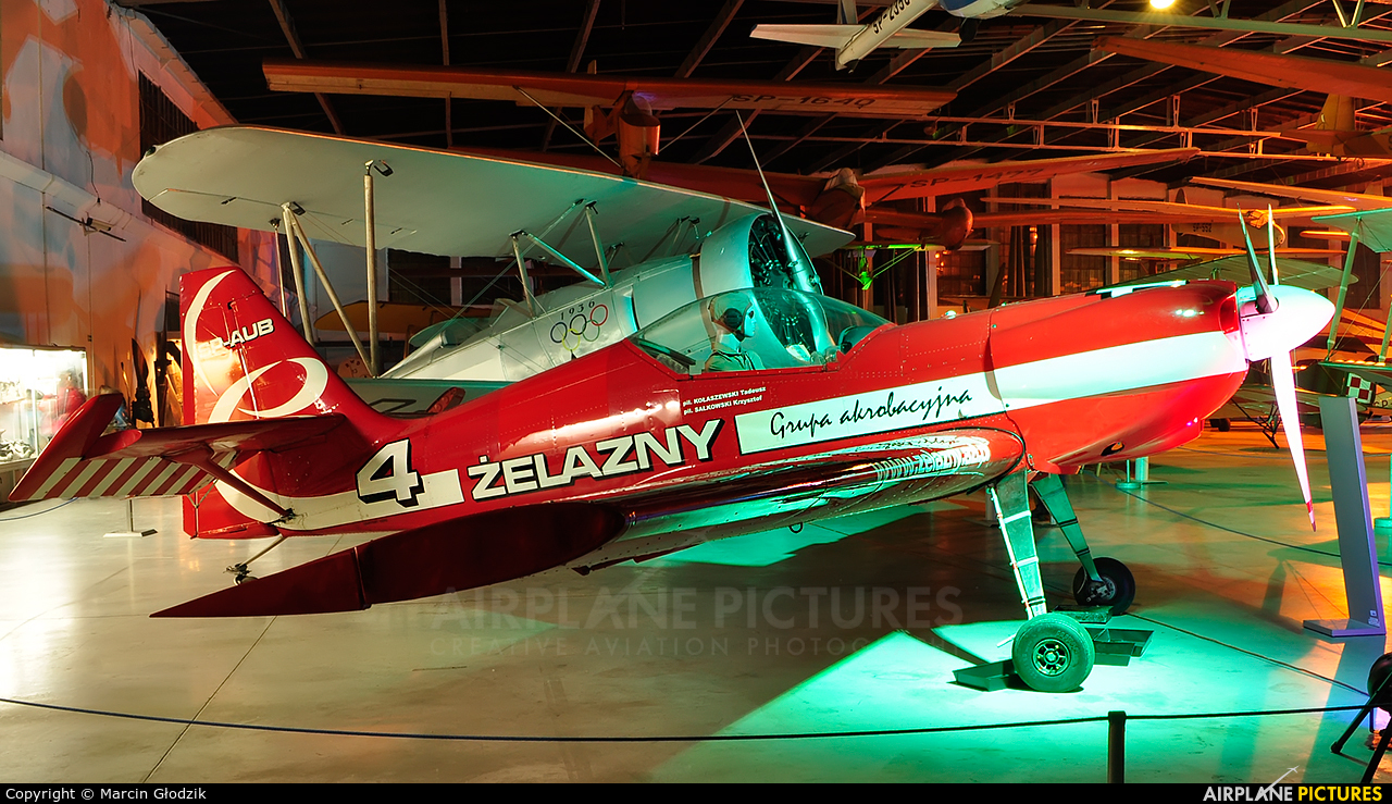 Grupa Akrobacyjna Żelazny - Acrobatic Group SP-AUB aircraft at Kraków, Rakowice Czyżyny - Museum of Polish Aviation