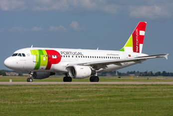 CS-TTH - TAP Portugal Airbus A319