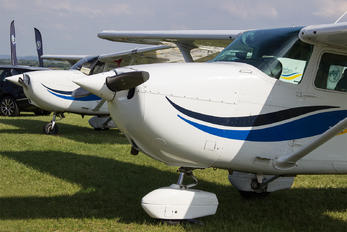 D-EBDM - Private Cessna 172 Skyhawk (all models except RG)