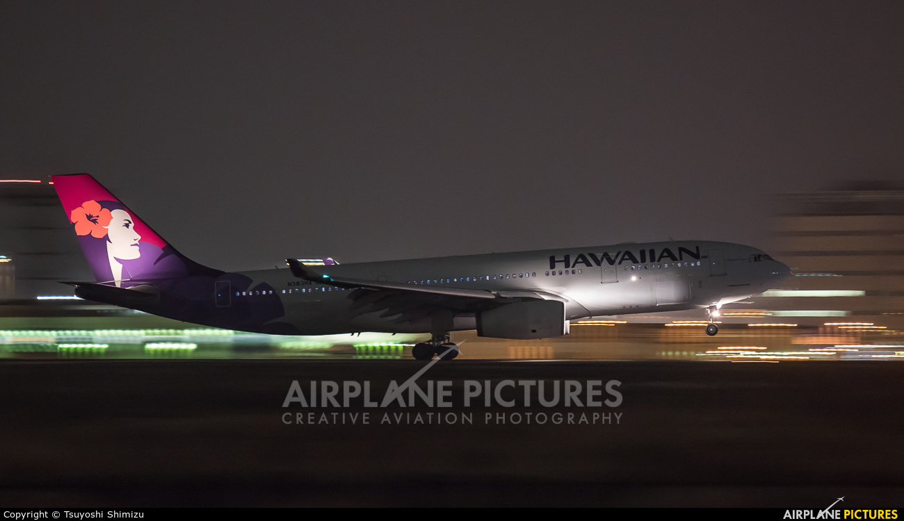 Hawaiian Airlines N383HA aircraft at Tokyo - Haneda Intl