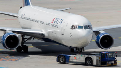 N178DN - Delta Air Lines Boeing 767-300ER