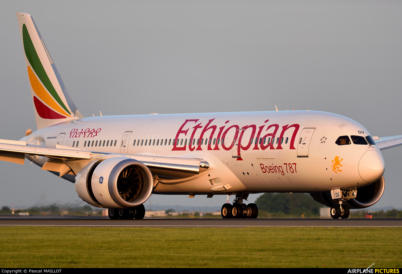 Ethiopian Airlines ET-AOV aircraft at Paris - Charles de Gaulle