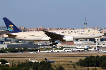 HZ-AKB - Saudi Arabian Airlines Boeing 777-200ER
