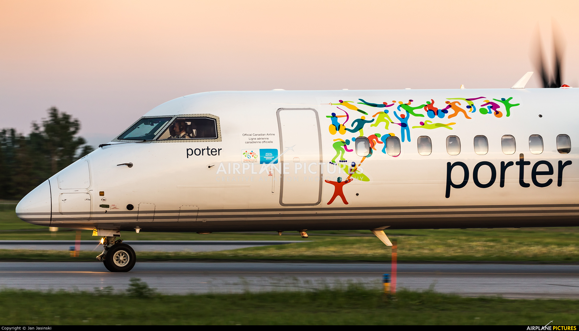 Porter Airlines C-GKQF aircraft at Ottawa - Macdonald-Cartier Intl, ON