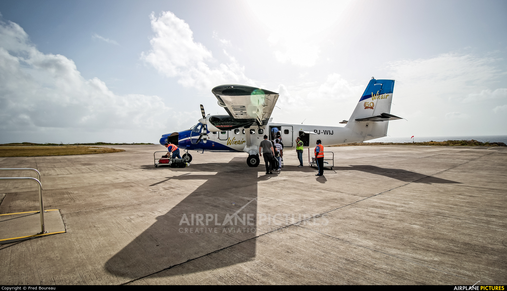 Winair PJ-WIJ aircraft at Saba - Juancho E. Yrausquin